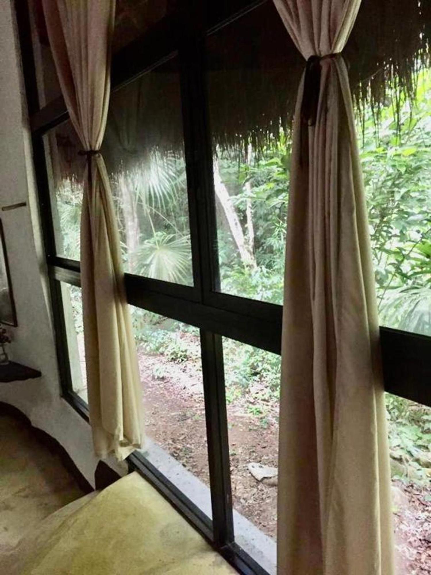 Jolie Jungle Eco Hotel (Adults Only) Leona Vicario Exterior photo